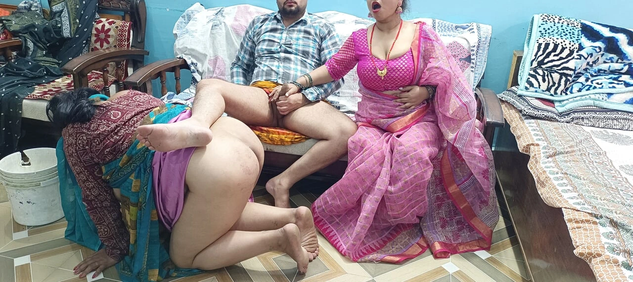Indian Best Threesome Sex! Fucking With Maid And Daughter In law